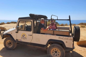 Albufeira: Beaches, Old Town, and Salgados Lagoon Jeep Tour