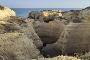 Albufeira: tour in jeep delle spiagge, della città vecchia e della laguna di Salgados