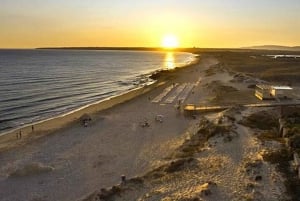 Albufeira: tour in jeep delle spiagge, della città vecchia e della laguna di Salgados