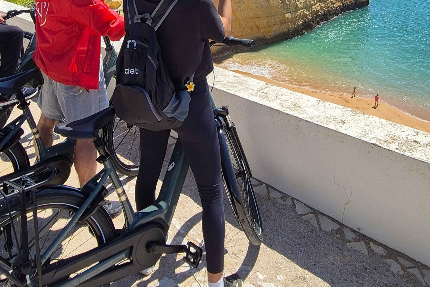Albufeira: E-Bike Rentals with Hotel Pick Ups