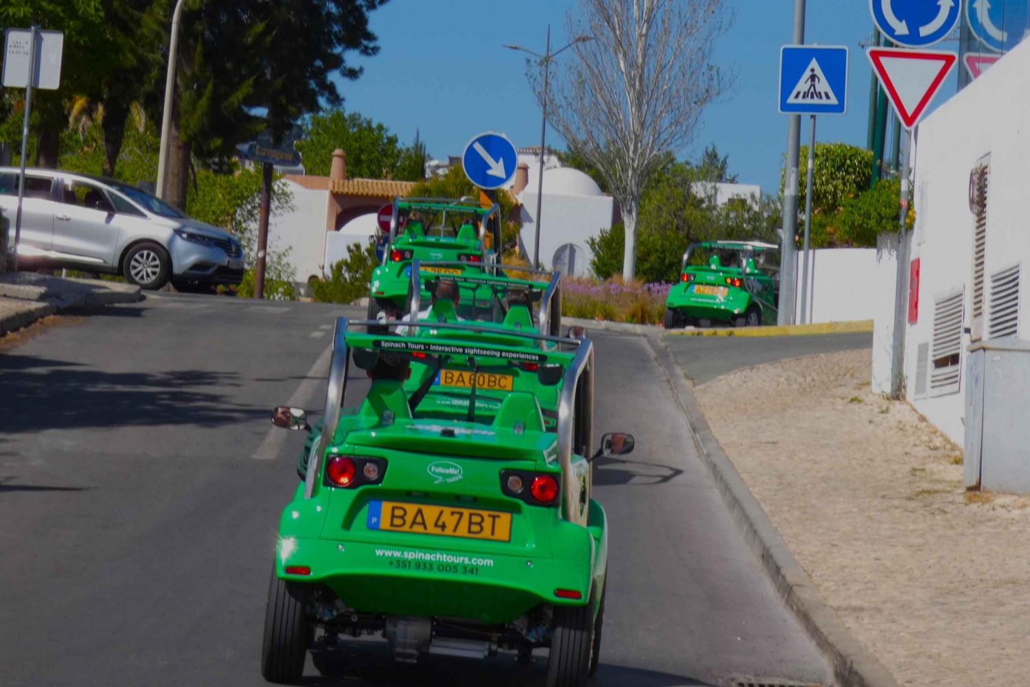 Albufeira: GPS Self-Guided City Exploration by Car