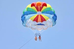 アルブフェイラ：パラセーリングボートツアー