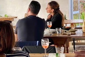 Albufeira/Porches/Vilamoura: Wine Tasting with Tapas & Music