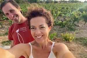 Albufeira/Porches/Vilamoura: Wine Tasting with Tapas & Music