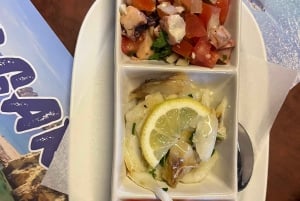 Albufeira: Portuguese Tapas and Wine Restaurant Experience