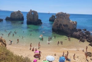 Albufeira: Private Sightseeing Tuk-Tuk Tour with Pickup