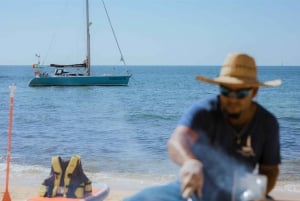 Albufeira: Sailing Boat Cruise BBQ & Open Bar on the Beach