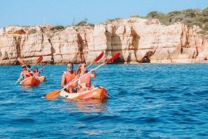 Albufeira : visite en kayak des grottes secrètes et des plages, avec arrêt baignade