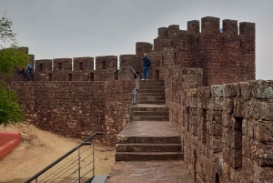 Albufeira: Silves Castle and Chapel of Bones,