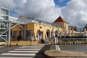 Albufeira: Silves Castle and Old Town with Chapel of Bones