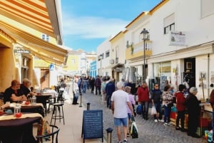 Albufeira: Silves Castle and Old Town with Chapel of Bones