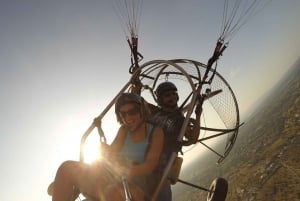 Albufeira: Paragliding-flyvning ved solnedgang