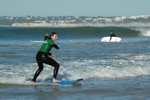 Albufeira: Small Group Surf Lesson with Private Instructor