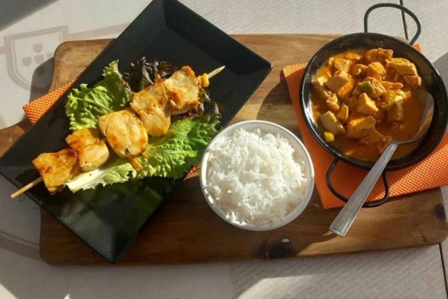 Albufeira: Tarot e tapas à beira-mar