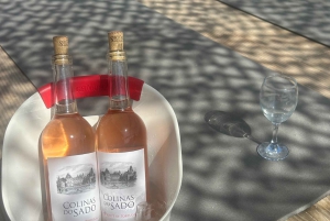 Albufeira: wijn-yoga met opbeurende muziekervaring