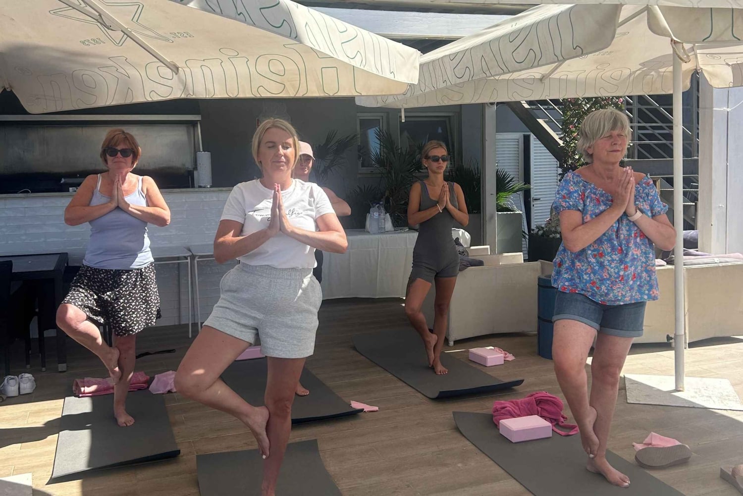Albufeira: Yoga und Reiki Erfahrung mit Frühstück