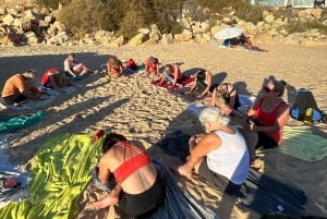 ALBUFEIRA: Clase de yoga en una cúpula o en la playa