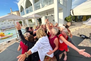 ALBUFEIRA: Clase de yoga en una cúpula o en la playa