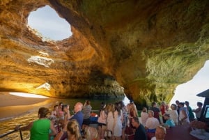 Passeio de barco de 3 horas pelas cavernas e pela costa do Algarve