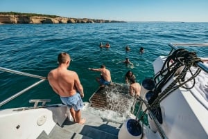 Passeio de barco de 3 horas pelas cavernas e pela costa do Algarve