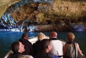Båttur i Benagil-grottan och kustpromenad i Algarseco