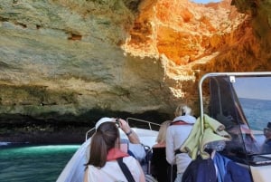 Algarve: Tour privato di 2 ore delle grotte di Benagil