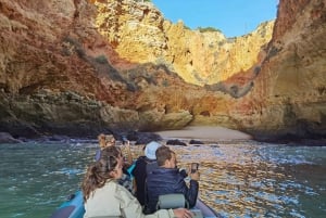 Algarve: Tour privato di 2 ore delle grotte di Benagil