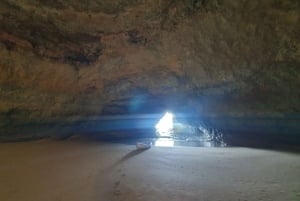 Algarve: Ukryte skarby – jaskinie Benagil kajakiem