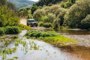Algarve: Jeepsafari met distilleerderijbezoek & lunch