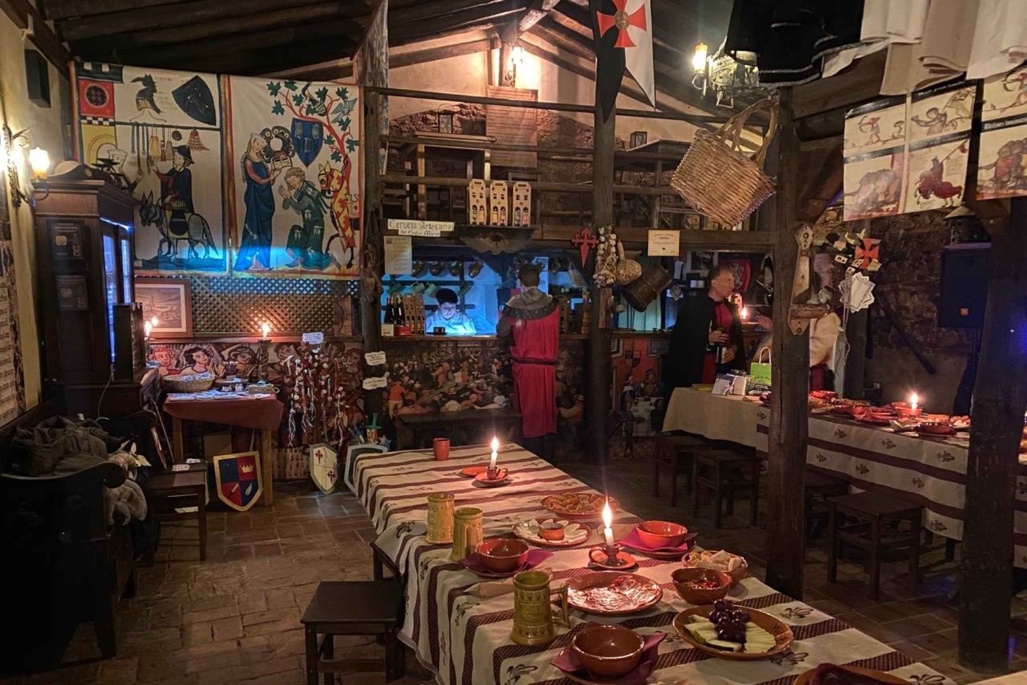 Algarve: experiência medieval no leste e jantar em Espanha