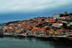 Algarve: Private Transfer to Porto with Stops up to 2 Cities