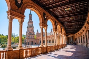 Algarve: Heldagstur med shopping og sightseeing i Sevilla