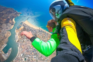 Algarve: Tandem Skydiving Adventure 15,000 to 10,000 Feet