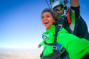aventura de paracaidismo en tándem de 4500 a 3000 metros