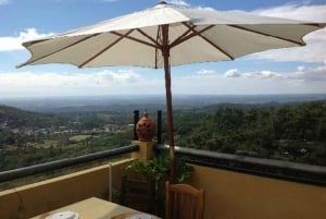 Algarven viinikierros ja vuoristoretki lounaalla tai illallisella