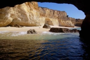 Armação de Pêra: Benagil and 10 Best Caves Guided Boat Tour