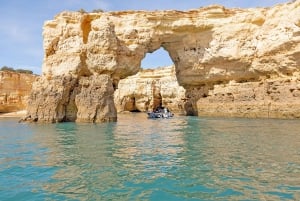 Armação de Pêra: Benagil´s 15 Best Caves Boat Tour