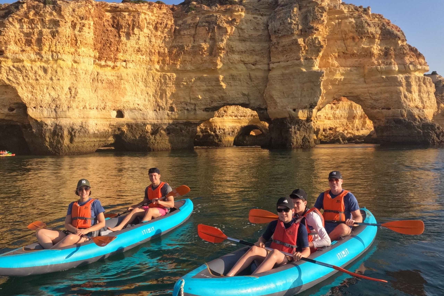Plage de Benagil : kayak dans la grotte de Benagil (PHOTOS GRATUITES)