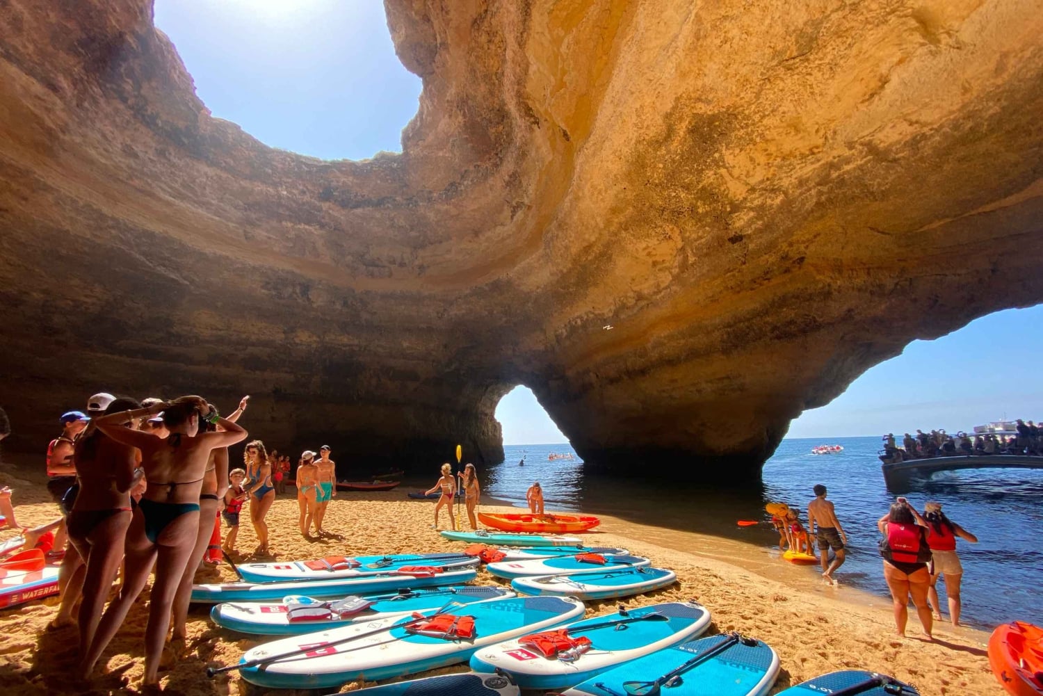 Benagil: Benagil Cave Stand Up PaddleBoard-tur ved soloppgang