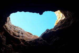 Benagil: Benagil Caves and Secret Spots Guided Kayaking Tour