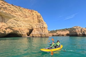 Benagil: Benagil Caves Guided Kayak Tour with Free 4K Photos