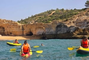 Benagil: tour guiado en kayak por las cuevas de Benagil
