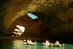 Tour de 1 hora a la cueva de Benagil con guía local.