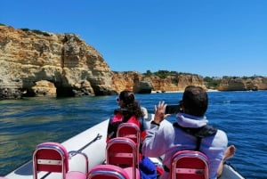 Depuis Portimão : Visite guidée des grottes de Benagil en hors-bord