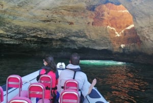 Depuis Portimão : Visite guidée des grottes de Benagil en hors-bord