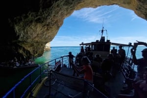 Portimão: Benagil Caves and Coast Boat Tour with Swim Stop