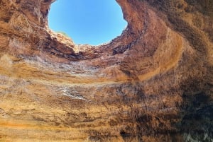 Portimão: Benagil Caves and Coast Boat Tour with Swim Stop