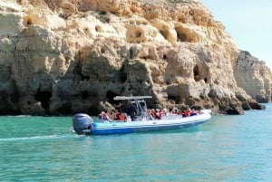 Portimão : visite complète des grottes de Benagil avec repas à l'Allgarbe
