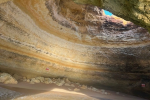Benagil : Visite guidée des grottes en bateau