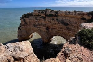 Benagil: Guided Hiking Tour (7 hanging valleys) & transfer